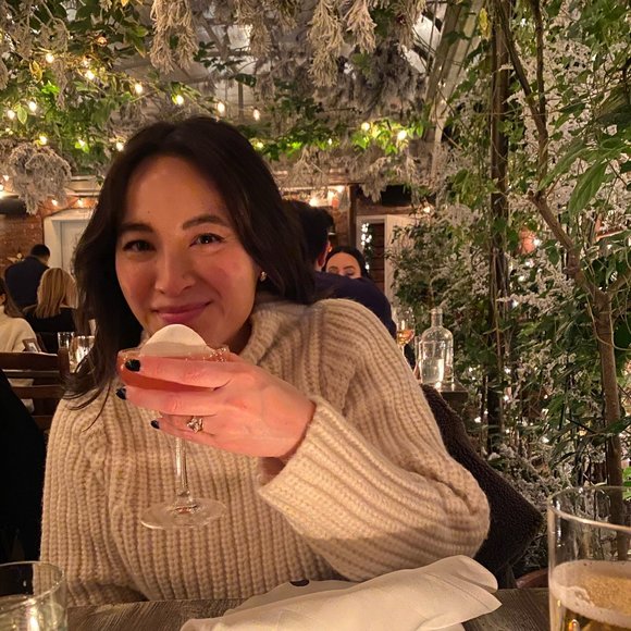 MEET YOUR POSHER, Vu! - Picture 3 of 3